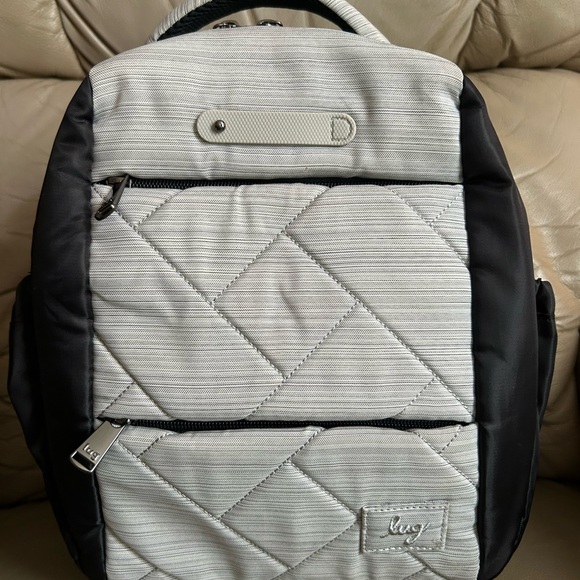 lug Handbags - Lug Hopper Shorty Backpack Grey Black EUC